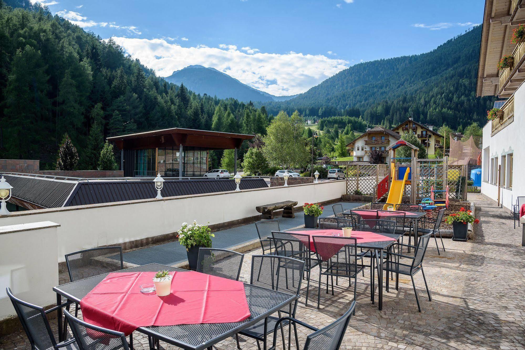 Aparthotel Wellness Villa Di Bosco Tesero Exteriér fotografie